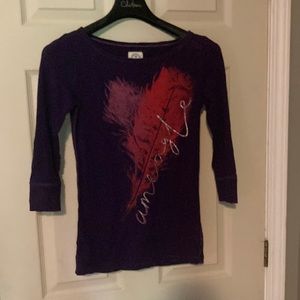 In Great Condition! AMERICAN EAGLE Heart Top
